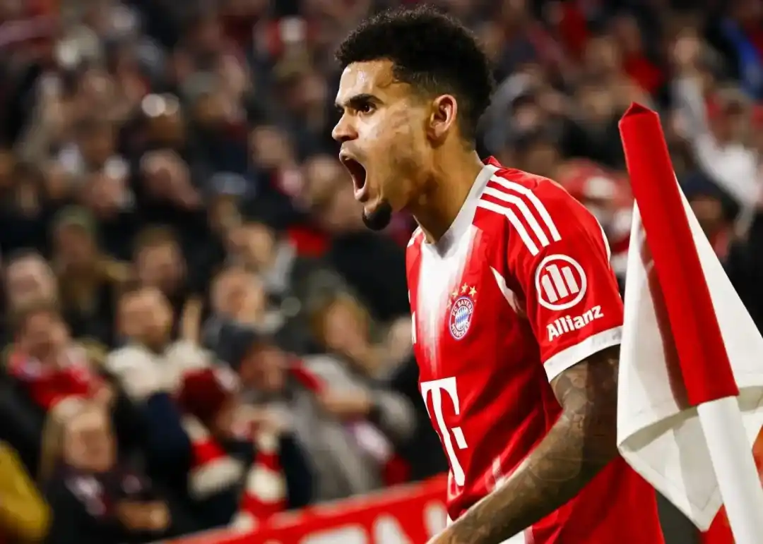 迪亚斯接连斩获德国杯+德甲冠军，迎来职业生涯第16冠