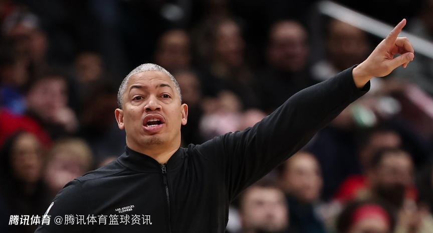 泰伦-卢：逆转比赛靠替补阵容 哈登关键时刻总能想办法带我们赢球