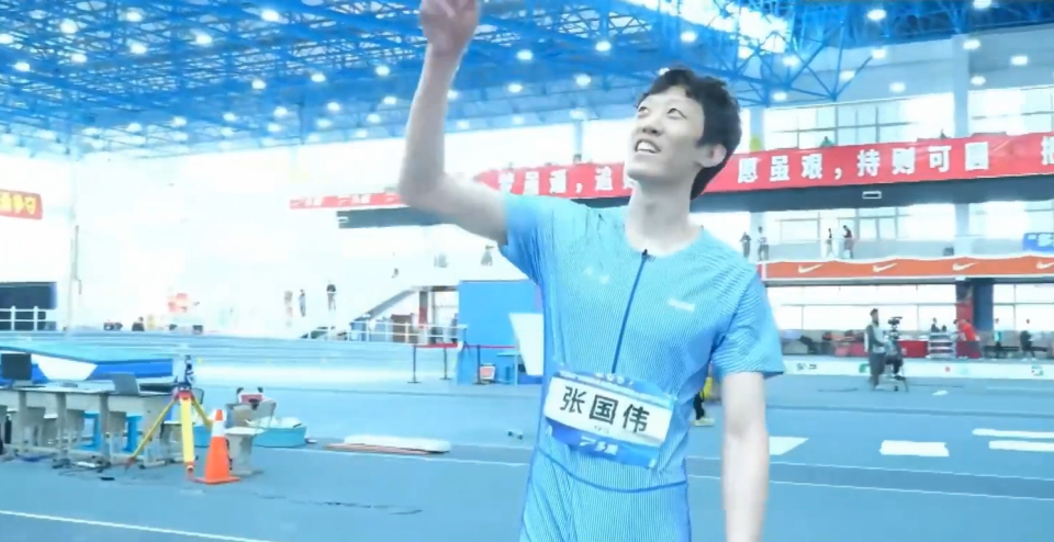 时隔十个月34岁张国伟再次成功复出 赛季首战跃过2米10获第九