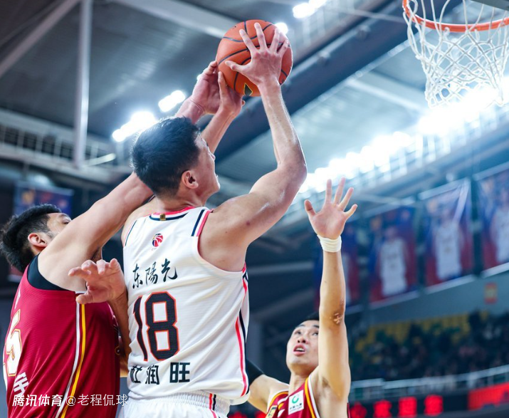 杜润旺此前曾说：常规赛最期待打山西 毕竟去年罚我钱了