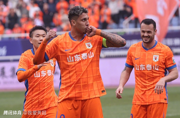 2-9溃败申花！名记热议泰山队：遇大麻烦+心气没了，管理层脸都不要