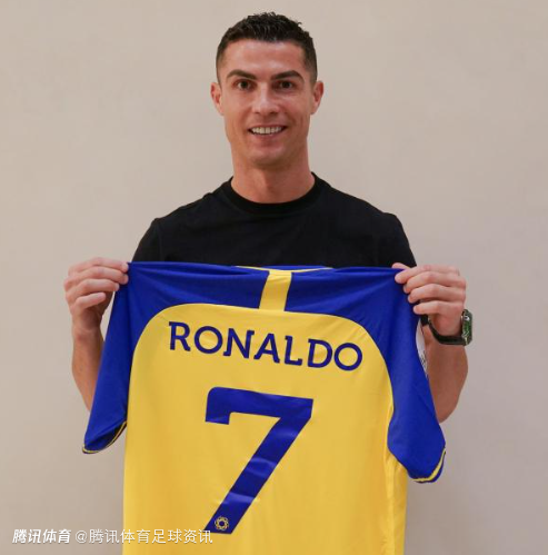 罗马诺称C罗缺阵无关伤病负荷 沙媒则曝是主帅决定轮休+身体疲劳