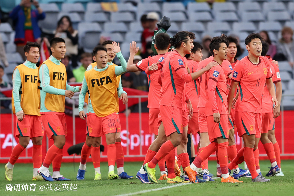 时隔16年！国足再胜世界杯参赛队，喜获5.51分，FIFA排名升1位至第92