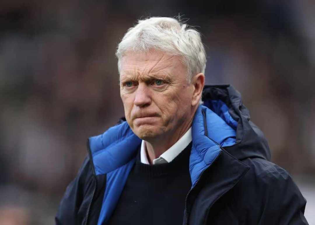 莫耶斯：英超的所有主帅都知道，利物浦总能得到判罚上的眷顾