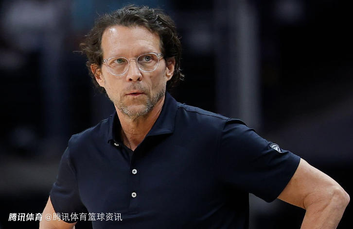 常规赛500胜！斯奈德迎里程碑 成现役主教练第6人