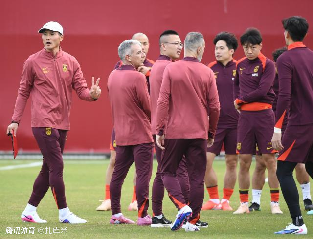 邵佳一：很满意国足冬训表现、对强队对抗也不差，选人只看表现+状态