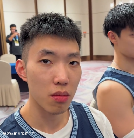 廖三宁：世预赛两场都是非常关键 输哪一场对后面的形势都不太乐观