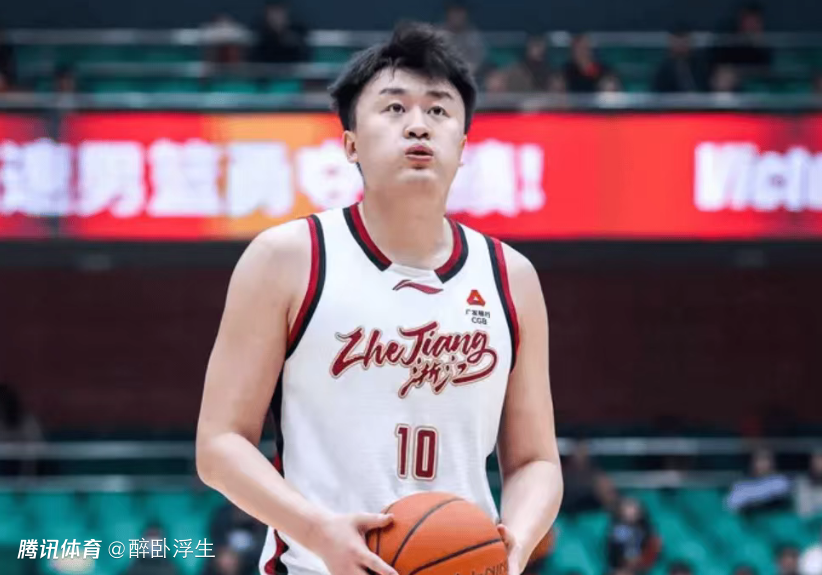 浙江男篮官宣：顶薪刘泽一腰椎间盘突出伴坐骨神经痛 伤停4周
