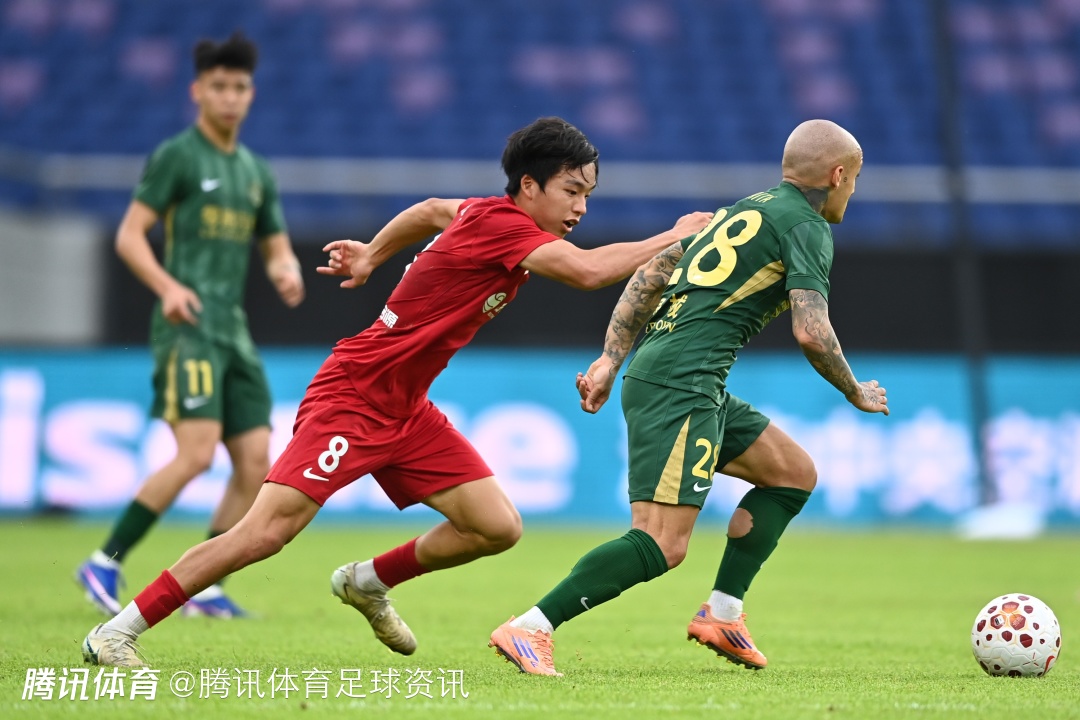 双重处罚！米特里策因薅头发被停4场+罚款超50万元