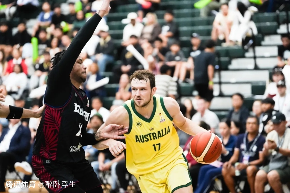 世预赛-澳大利亚男篮轻取关岛3连胜升小组第一 科雷布斯28+8三分