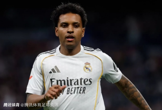 开启漫长康复期！皇马官方：罗德里戈成功接受手术 修复右膝双韧带断裂