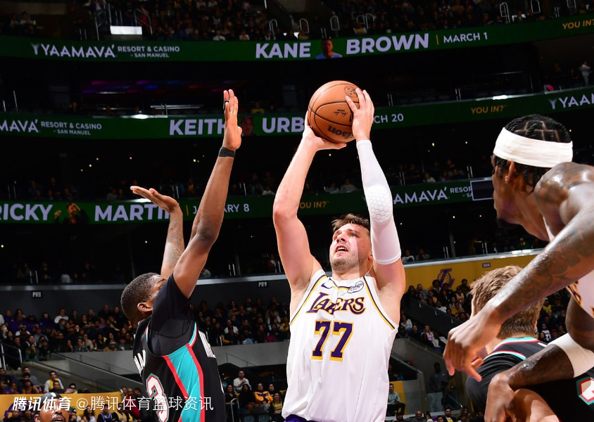 东契奇：得给所有人点赞 如果我们能像下半场那样防守能击败很多球队