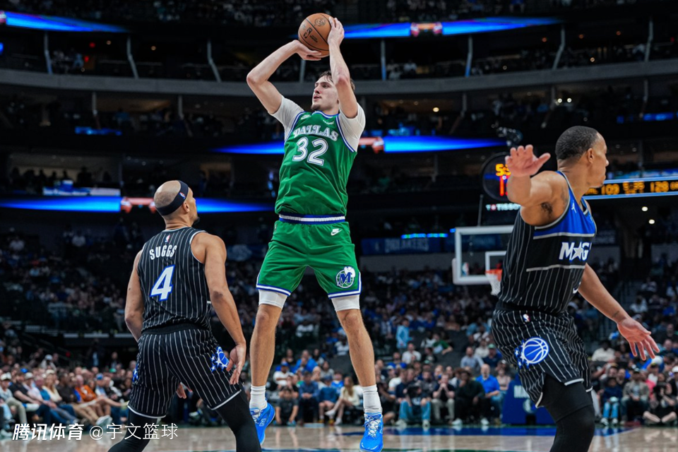 弗拉格51分登全美热搜！创生涯新高刷新16项纪录 比肩乔丹冲击最佳新秀