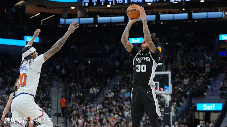 图文数据帝：11记三分！马刺前锋创纪录 一人11中1+抢15篮板成队史首人