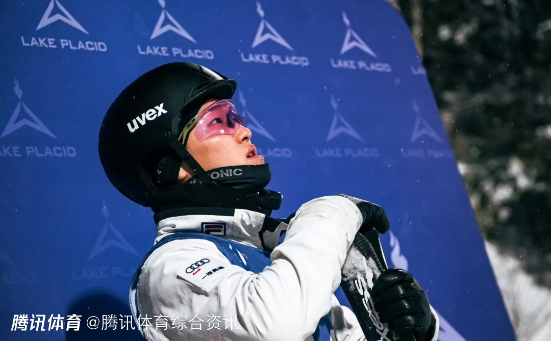 自由式滑雪空中技巧世界杯加拿大站：孙佳旭获男子组亚军 女将无缘领奖台