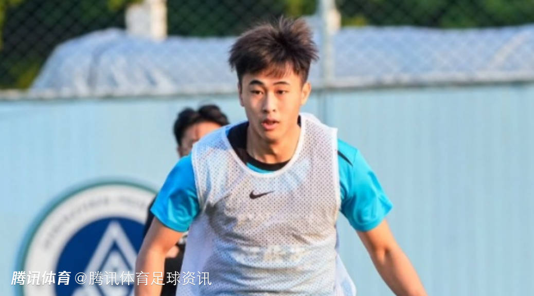 深圳新鹏城官方：戴伟浚完成左膝半月板手术 预计康复六周