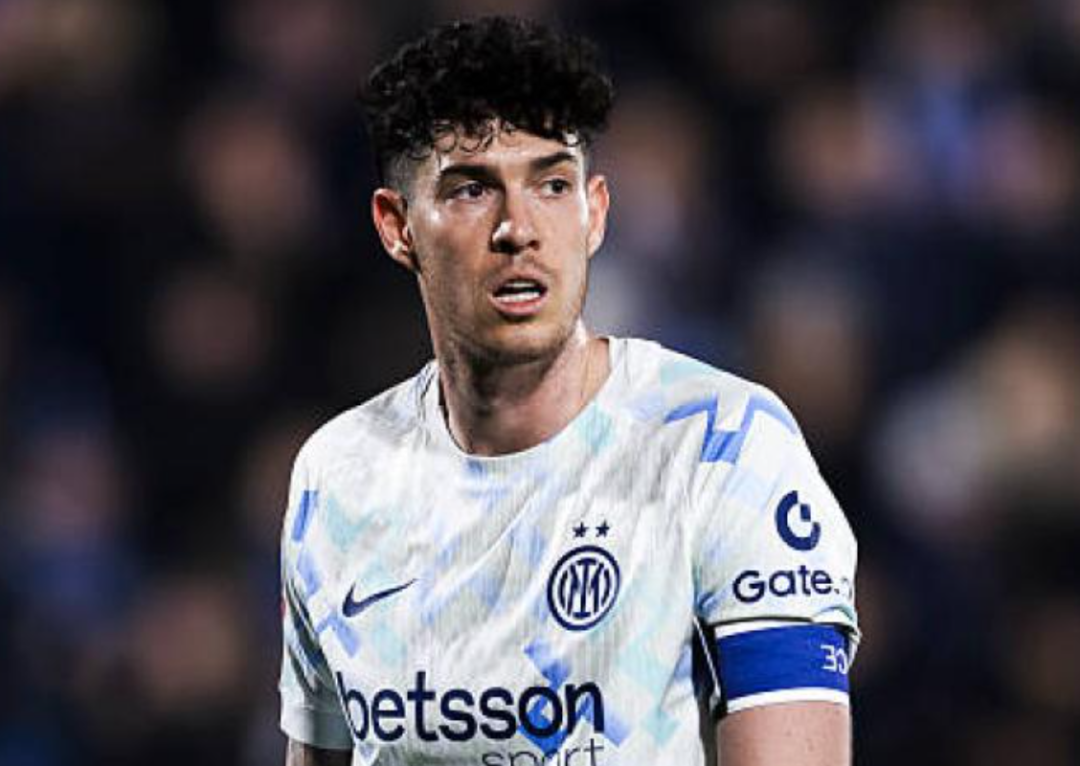 世体：巴斯托尼接近与巴萨签约5年，愿降薪帮巴萨满足FFP