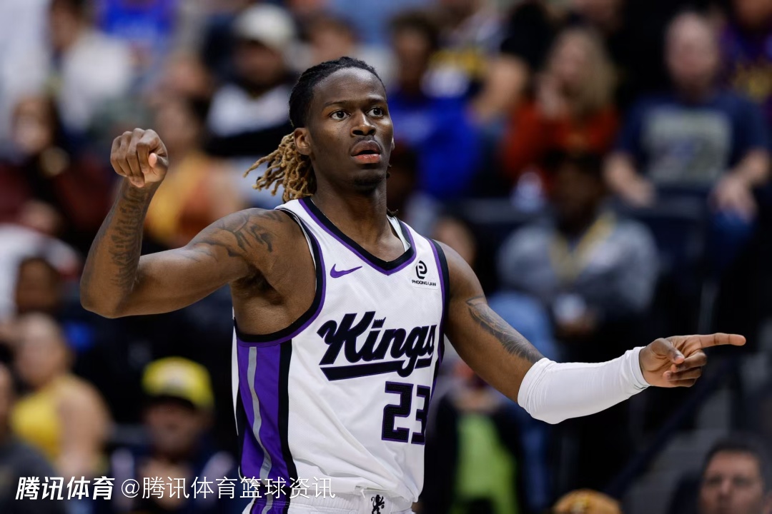 国王队记辟谣：前主帅布朗并非被逼给埃利斯机会 他为球员争到首发