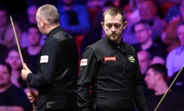 大师赛12日比赛过往交手：赵心童2-4落后加里 老马9-14艾伦