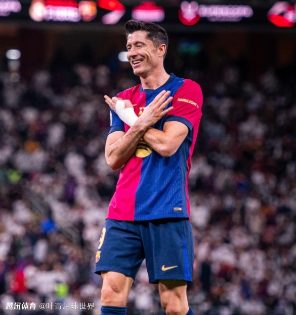 巴萨37场进16球！尤文盯上37岁莱万：派代表现场考察