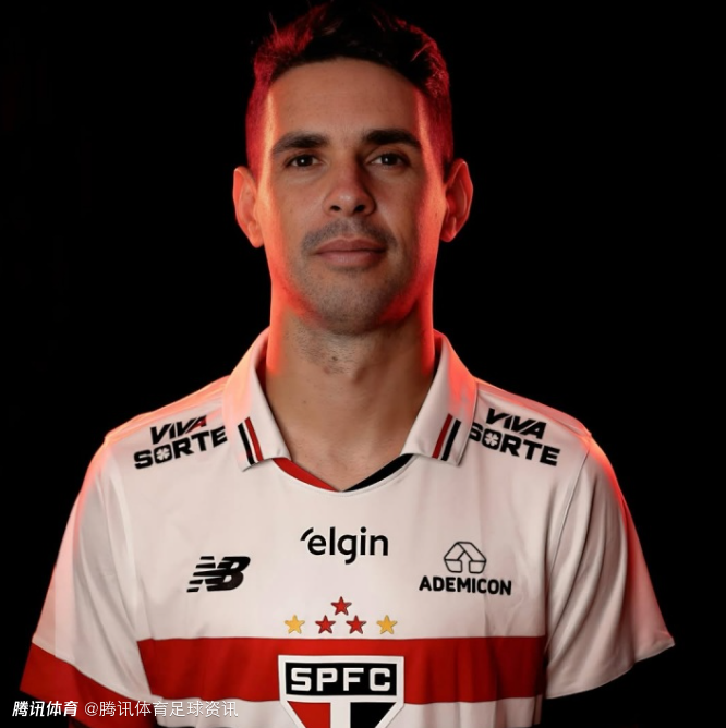 巴媒：奥斯卡索要1060万雷亚尔签约奖金 与圣保罗解约谈判仍陷僵局