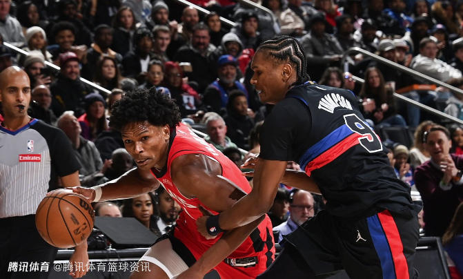 阿门谈对决奥萨尔：我体重更沉撞翻他好几次 得分和助攻也更多