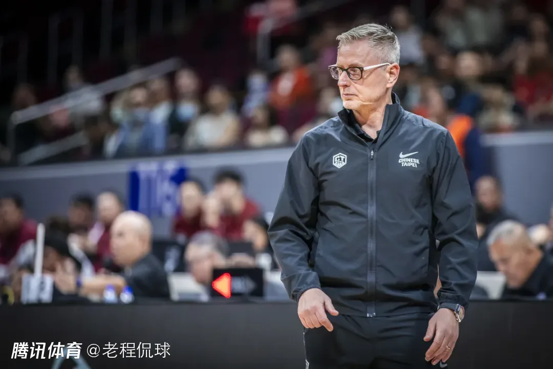 台北队主帅总结败因只差点名卢峻翔 输中国男篮关键却是他自己
