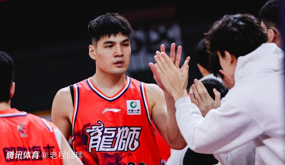 19分钟一分未得再低迷 陈国豪终于转会为何反下滑