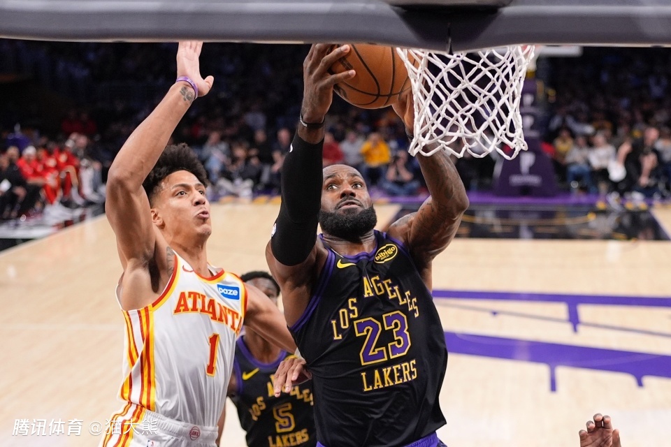 数据帝：31+9+10！詹姆斯缔造历史纪录 库里时隔15年再现奇葩数据