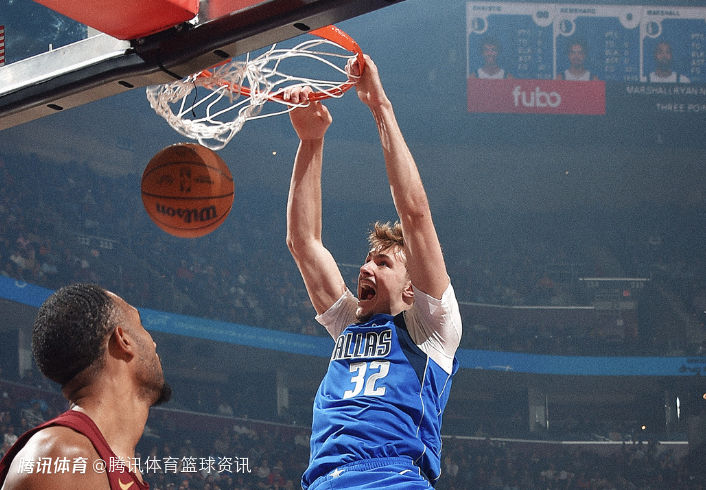 里程碑！弗拉格单场至少25+5+10历史第二年轻 仅次于詹姆斯