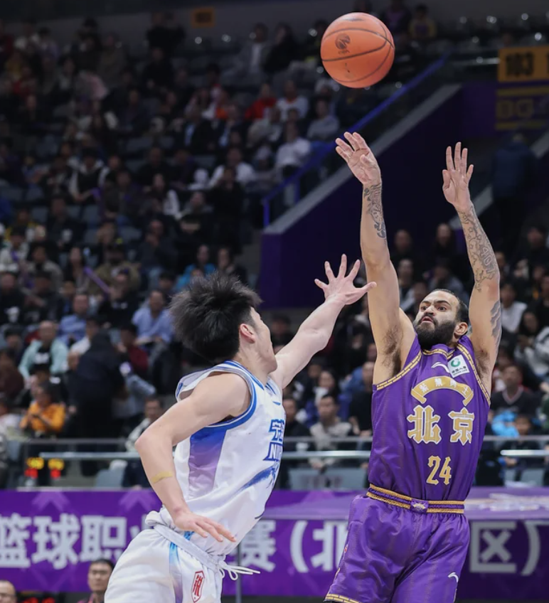 里勒35分北控16分大胜复仇宁波 廖三宁10+6+10刘晓宇战旧主