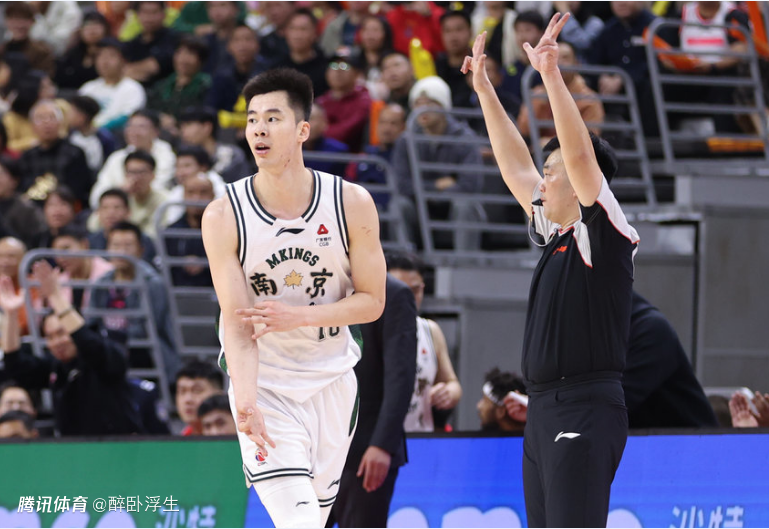 郭昊文22+8同曦遭天津逆转 林庭谦24+11詹姆斯26+12