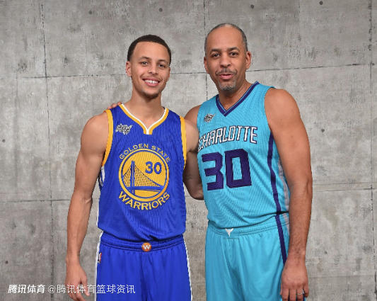 库里谈黄蜂退役老爹30号球衣：这对整个家族来说都是梦想成真的一件事