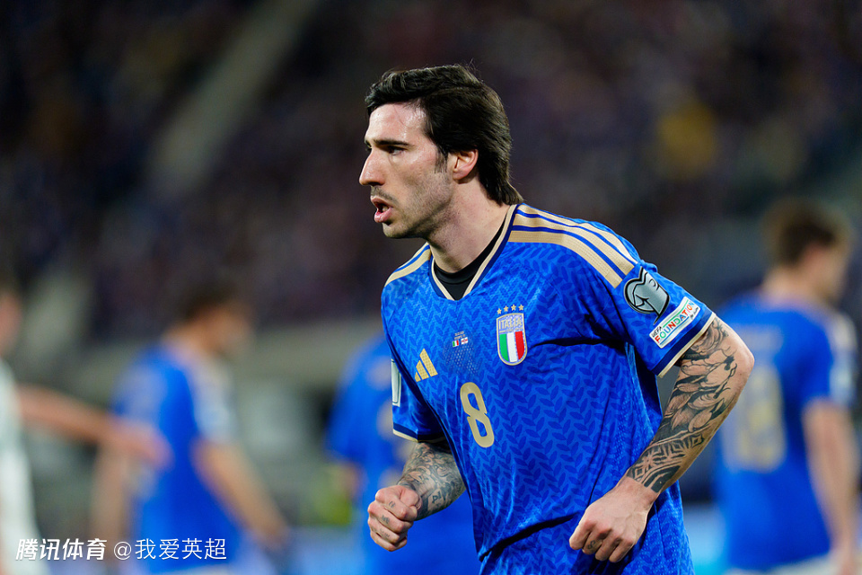 2-0！意大利附加赛过首关 距世界杯仅差1场 8000万巨星凌空斩救主