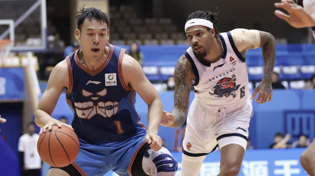 山东33分大胜送四川29连败 约翰逊21+7珀塞尔19分