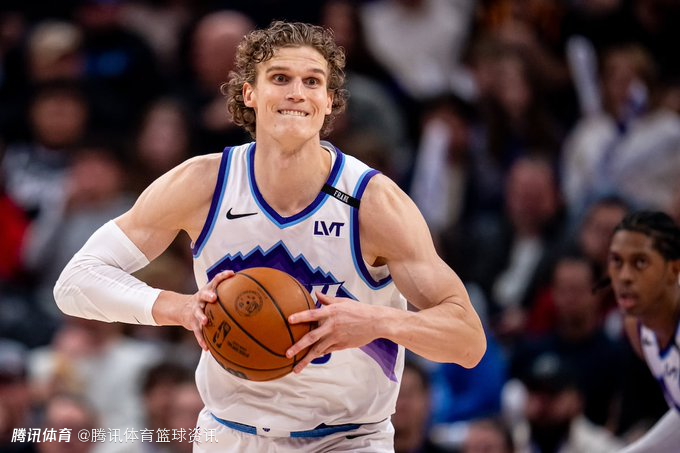 雪上加霜！马尔卡宁训练中受伤：右脚踝与右髋部将接受核磁共振检查