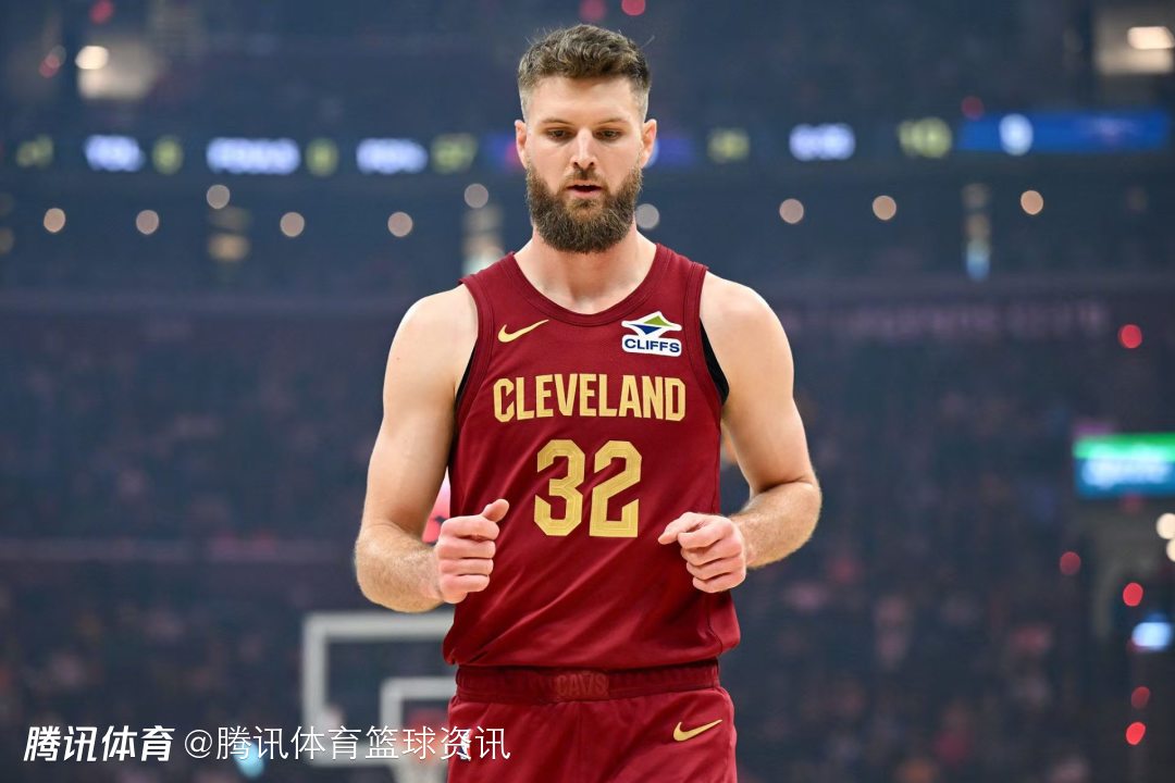 骑士伤情更新：韦德热身扭伤脚踝 此前已有4人缺战热火