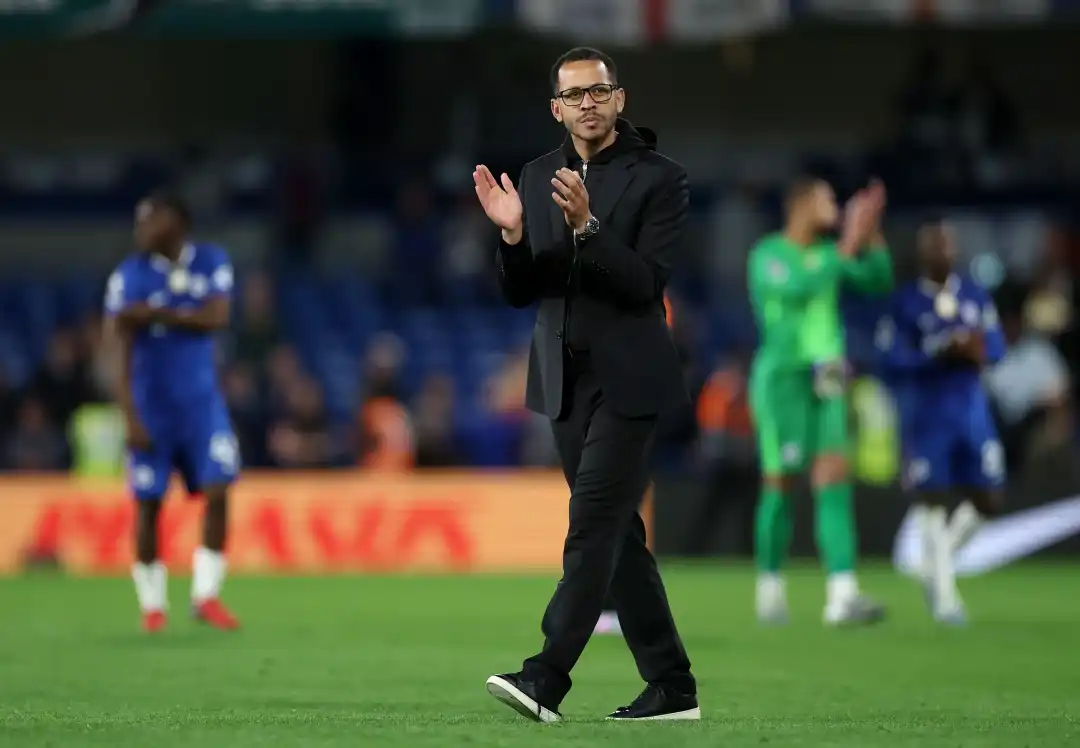 天空：罗森尼尔最低目标是足总杯加欧联资格，高层不会发表评论