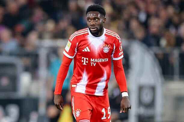 德天空：戴维斯并非拜仁非卖品，不过拜仁无意推动出售球员