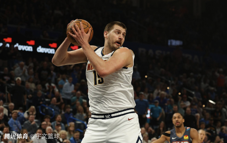 约基奇兵败MVP对决！23+17+14加时4中1 遭肘击爆发冲突吞技犯