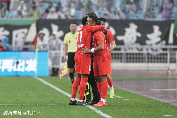 名记：超级杯就像毒奶，海港丢冠并不影响中超征程，仍是争冠热门