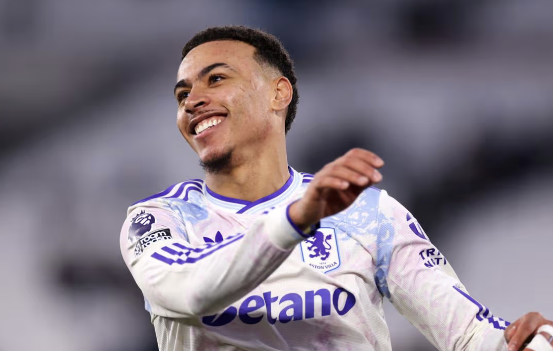 镜报：阿森纳等三队将在夏窗争夺罗杰斯，拜仁同样对其有意