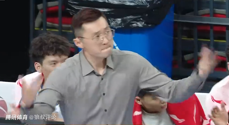 刘炜：纳托尔进攻端想的太多 球员更多还是要把重心放在防守上