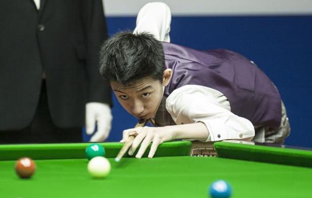 斯诺克赛程：决出4强，2大世界冠军PK，吴宜泽德比战对阵肖国栋！