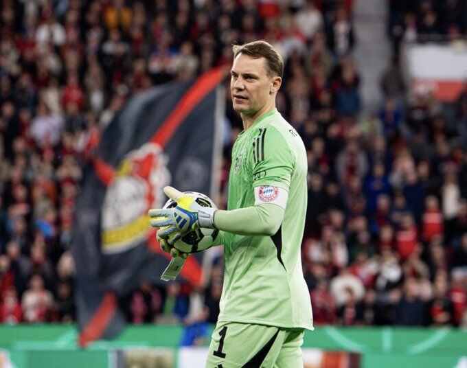 罗马诺：拜仁已为诺伊尔备好一年续约合同，等待他最终点头