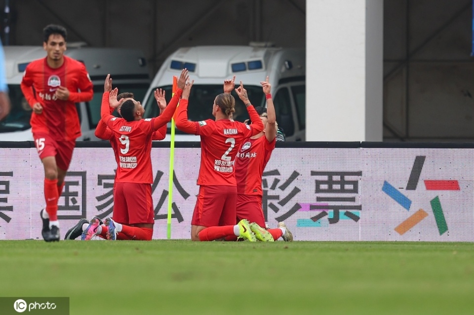 2连胜后积分清零！中超：河南2-1玉昆，姆布拉破僵，克莱伯乌龙