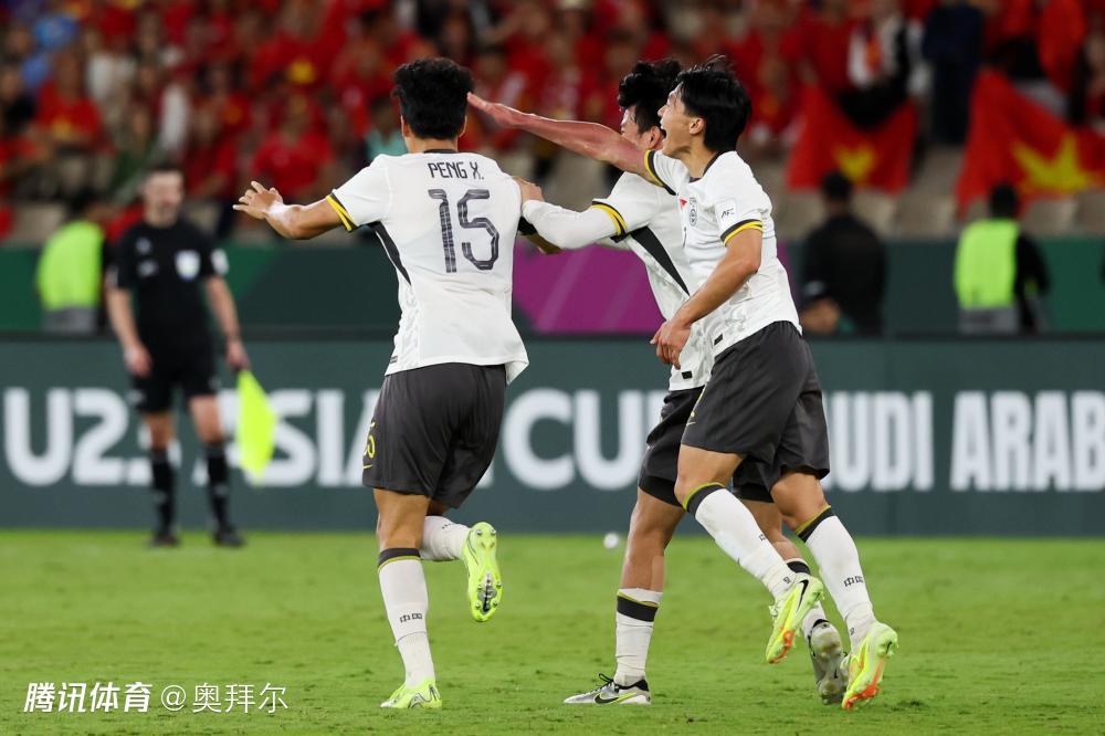 U23国足将战日本！媒体人热议：草皮情况不理想，夺冠概率25%