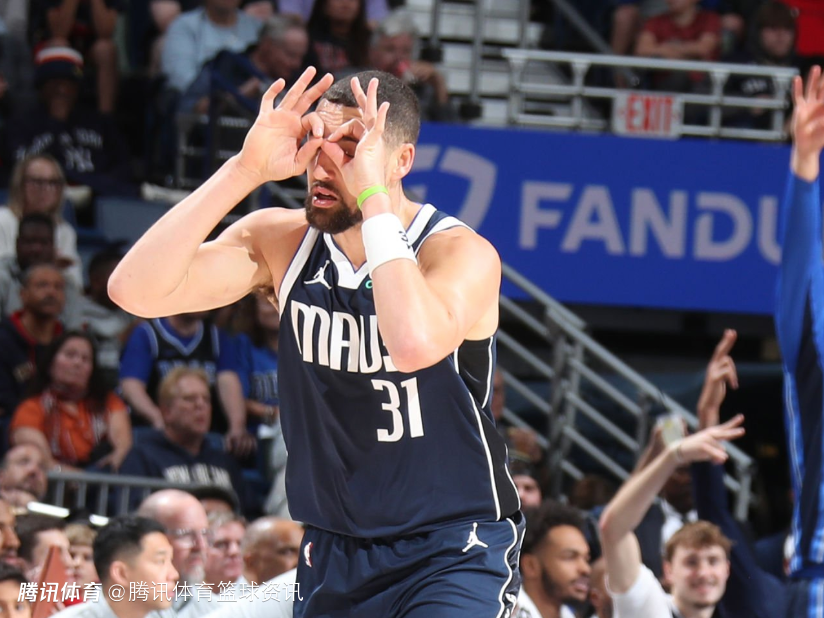 克莱：能回到湾区和老友们对抗总是很有兴趣 希望欧文也能上场