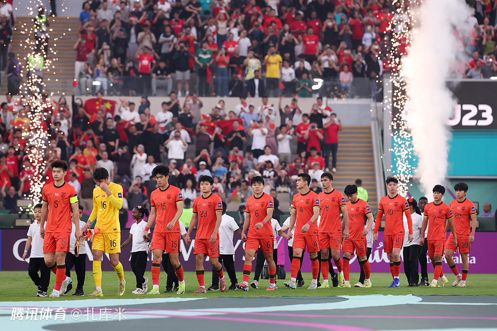 沪媒：中国足球迎触底反弹良机，U23亚洲杯亚军是新起点新开始