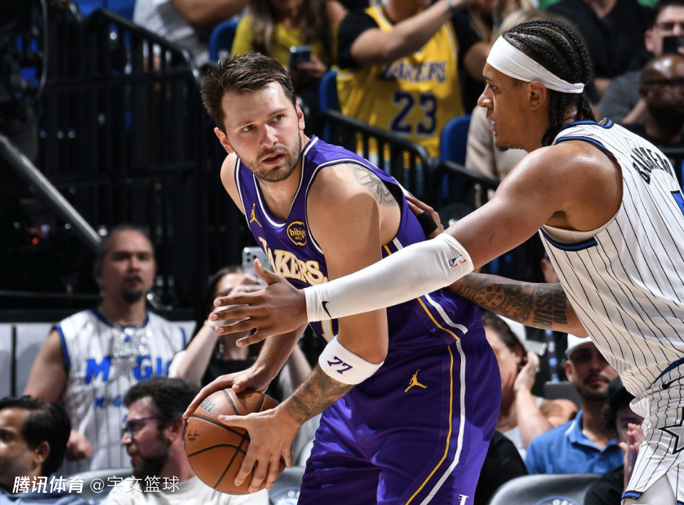 肯纳德0.6秒绝杀魔术！东契奇33+8豪取9连胜 詹姆斯加冕历史出场王